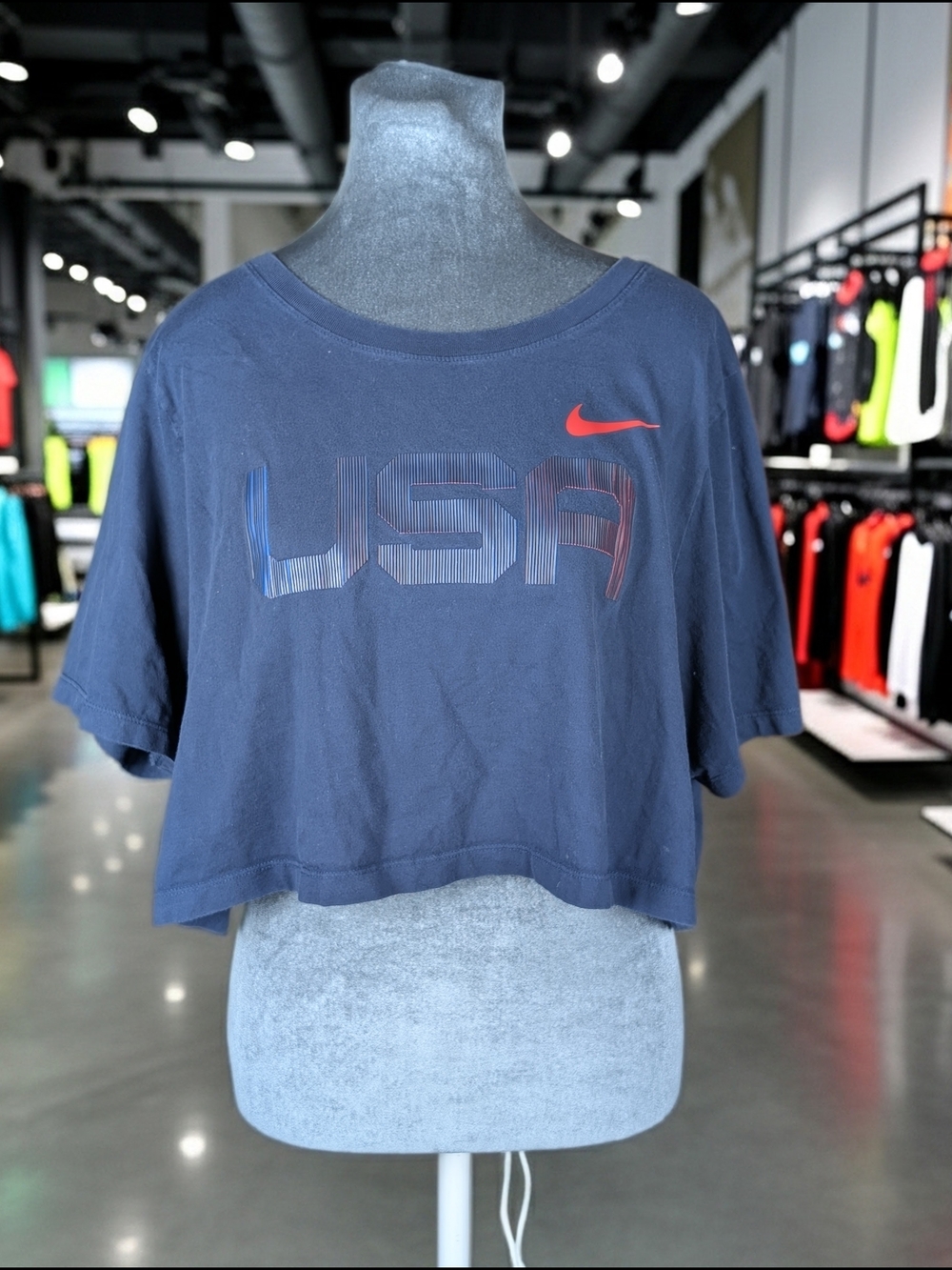 Nike Women's USA Graphic Cropped T-Shirt Navy Crew Neck Short Sleeve 1X